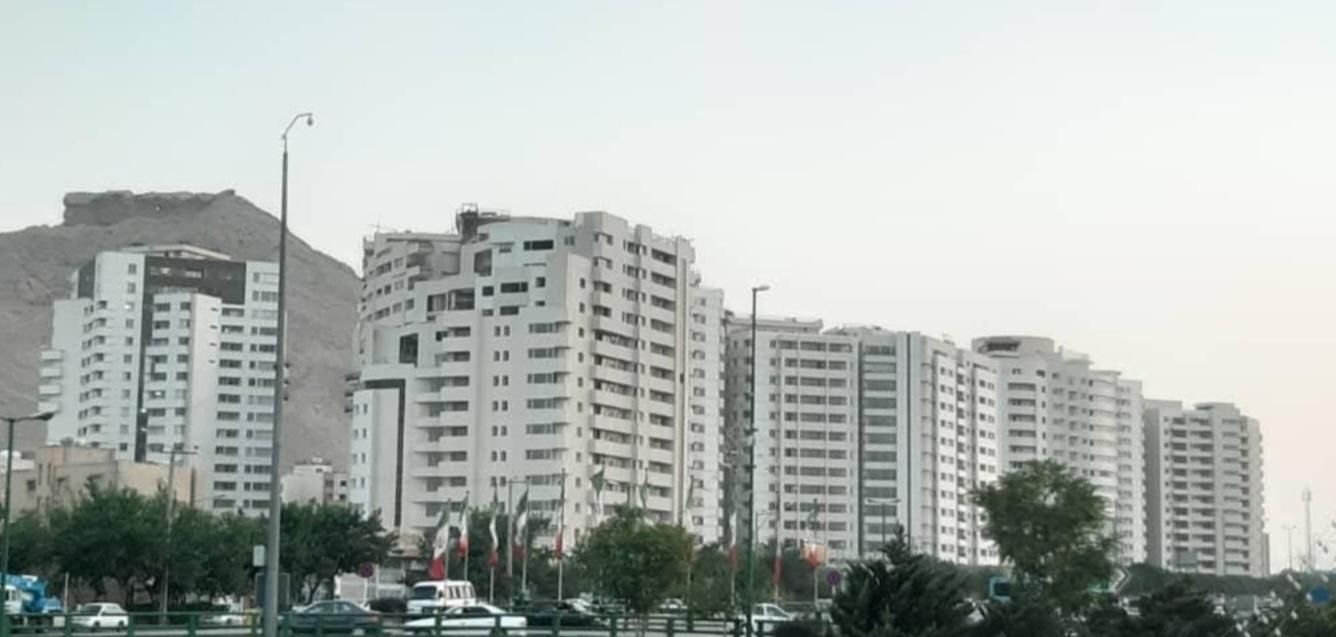آپارتمان۱۴۲متری دربرج های مسکونی کوی امیریه اصفهان|فروش آپارتمان|اصفهان, کوی امیریه|دیوار