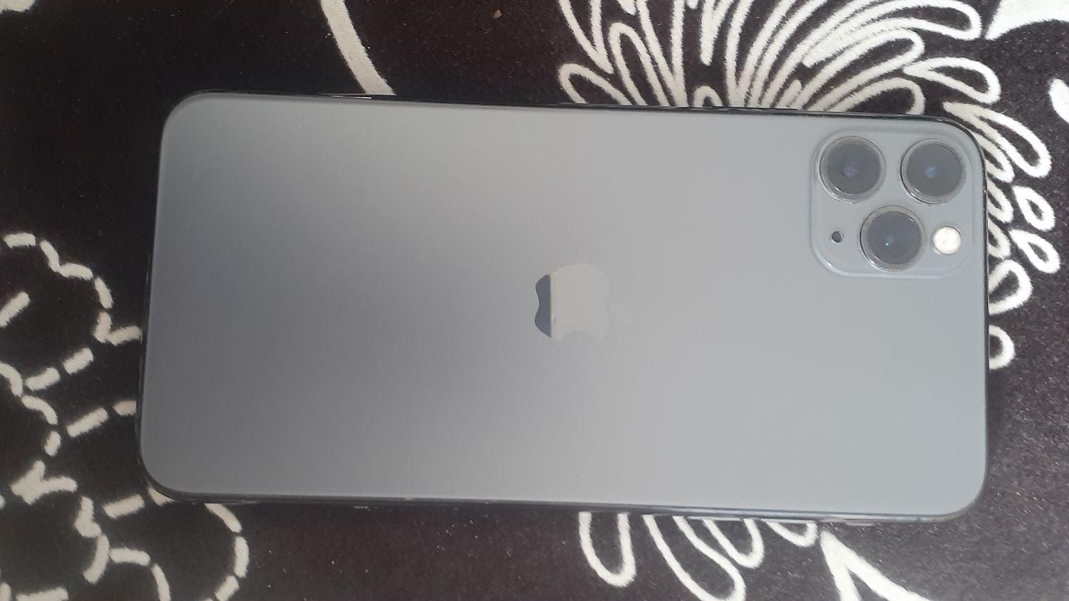 اپل iPhone 11 Pro Max با حافظهٔ ۲۵۶ گیگابایت|موبایل|کاشان, امیرکبیر|دیوار