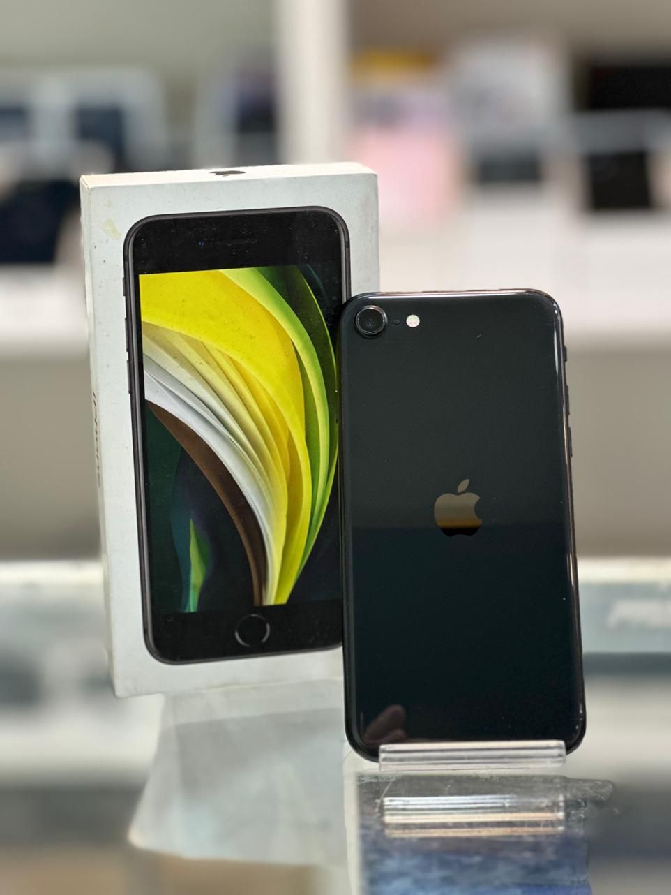 اپل iPhone SE (2020) با حافظهٔ ۱۲۸ گیگابایت|موبایل|کرج, گوهردشت|دیوار
