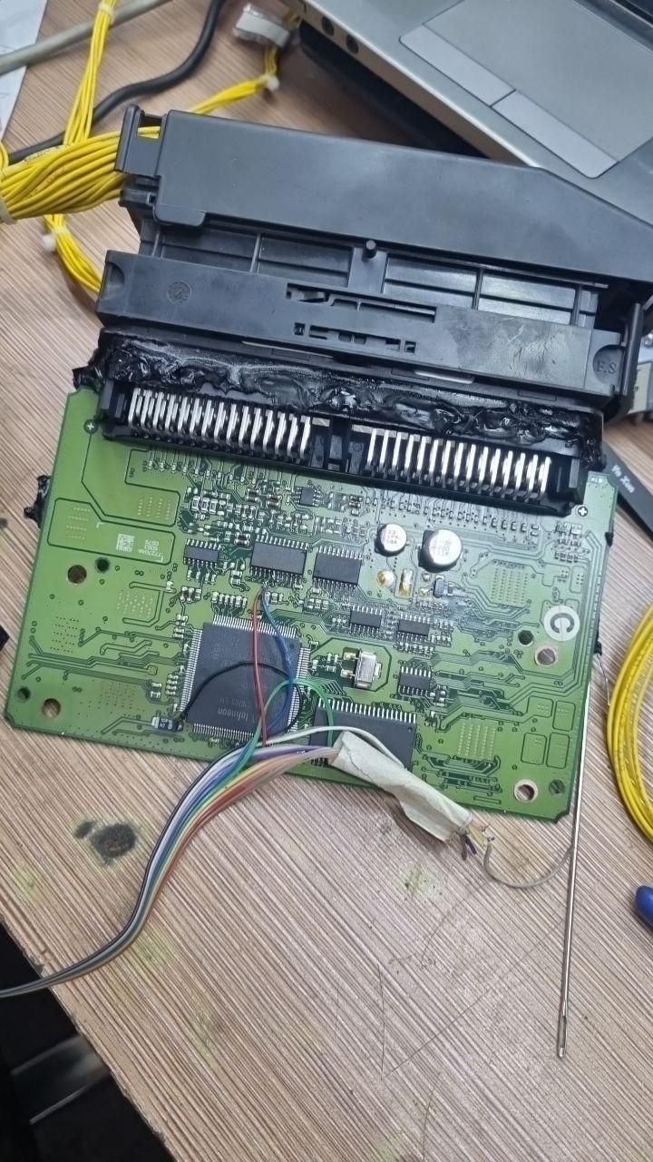 تعمیرات ecu تست ایسیو برنامه ریزی ای سی یو|خدمات موتور و ماشین|مشهد, عبادی|دیوار