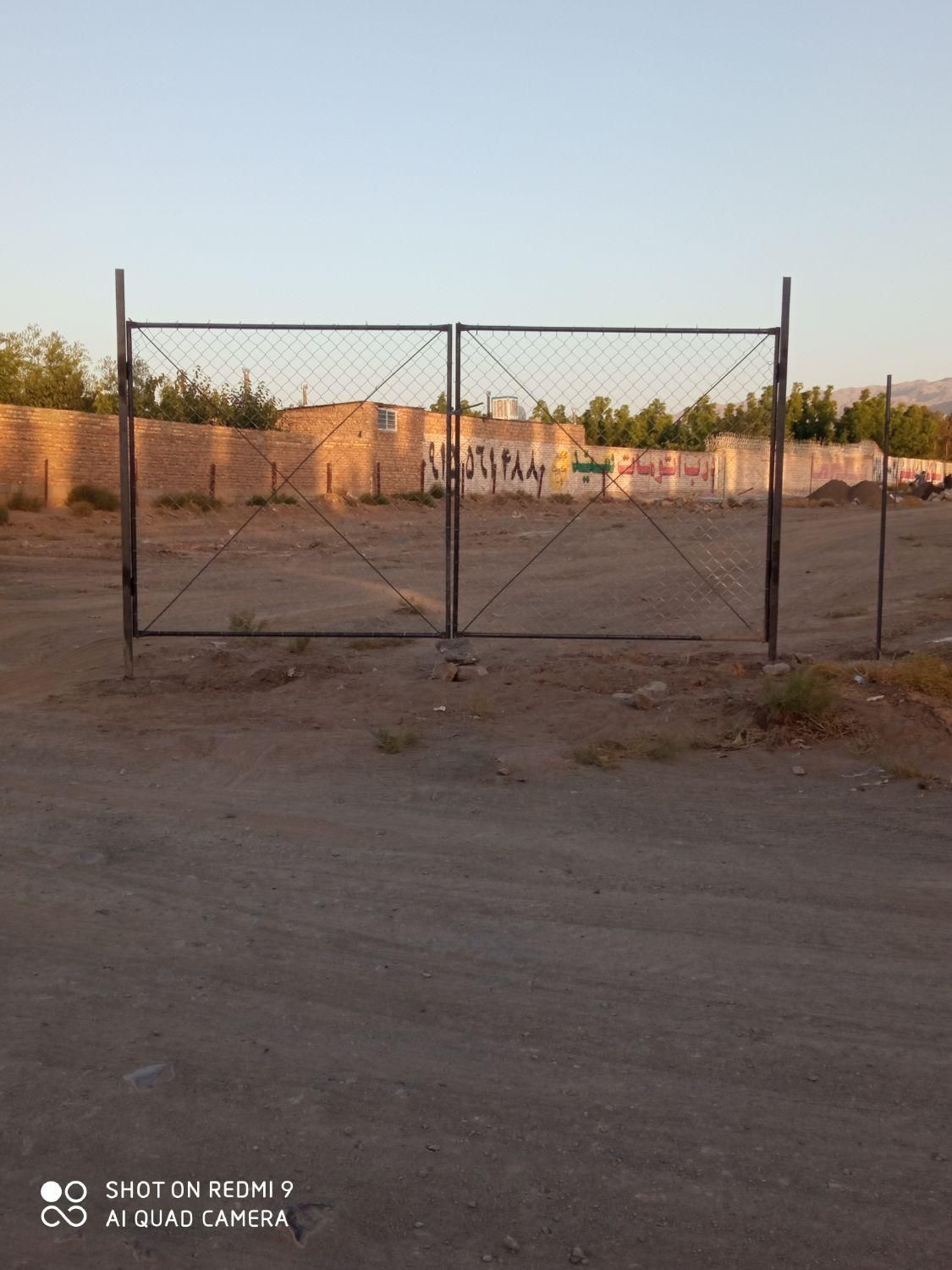 تولید فنس و پایه فنس ودرب باغ.مفتول سیم خاردار|خدمات پیشه و مهارت|بیرجند, |دیوار