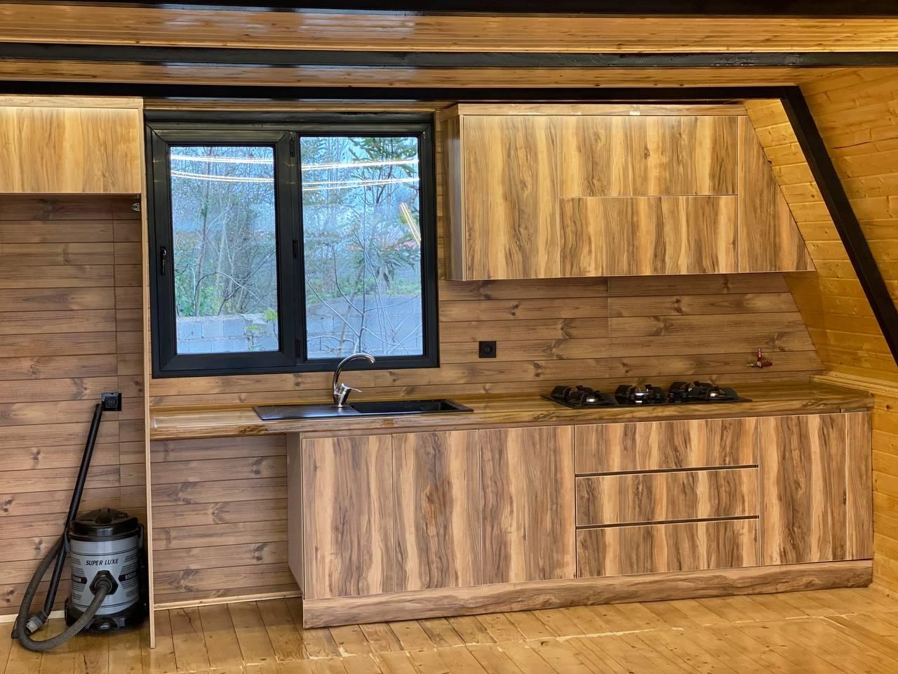 طراحی و اجرای کلبه سوئیسی|خدمات پیشه و مهارت|سنگر, |دیوار