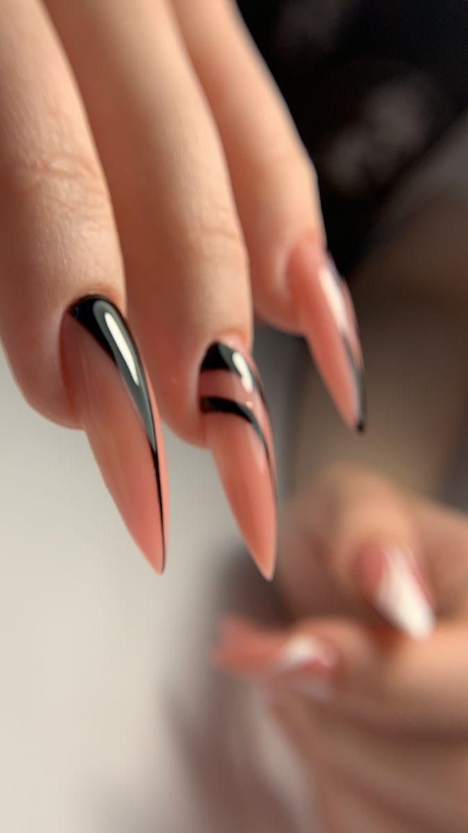 کاشت ناخن و ترمیم|خدمات آرایشگری و زیبایی|شیراز, معالی‌آباد|دیوار