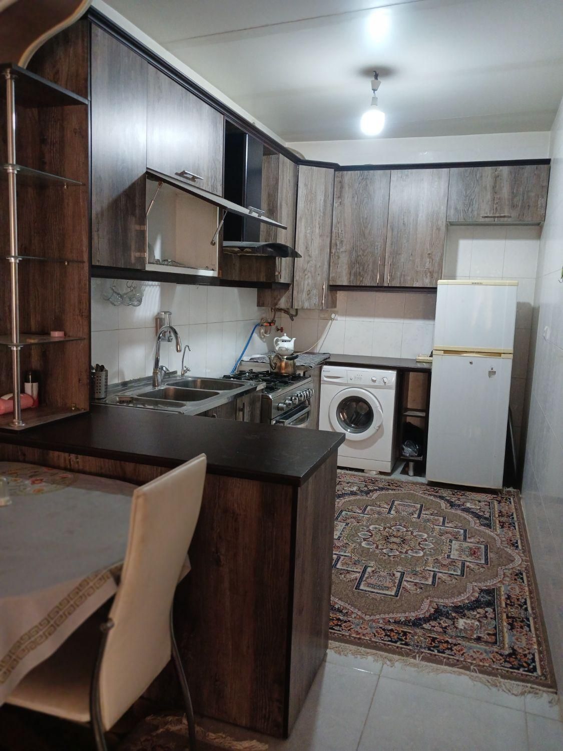 اجاره روزانه دربست.کولر گازی و دستگاه آب تصفیه|اجارهٔ کوتاهمدت آپارتمان و سوئیت|کاشان, کارگر|دیوار