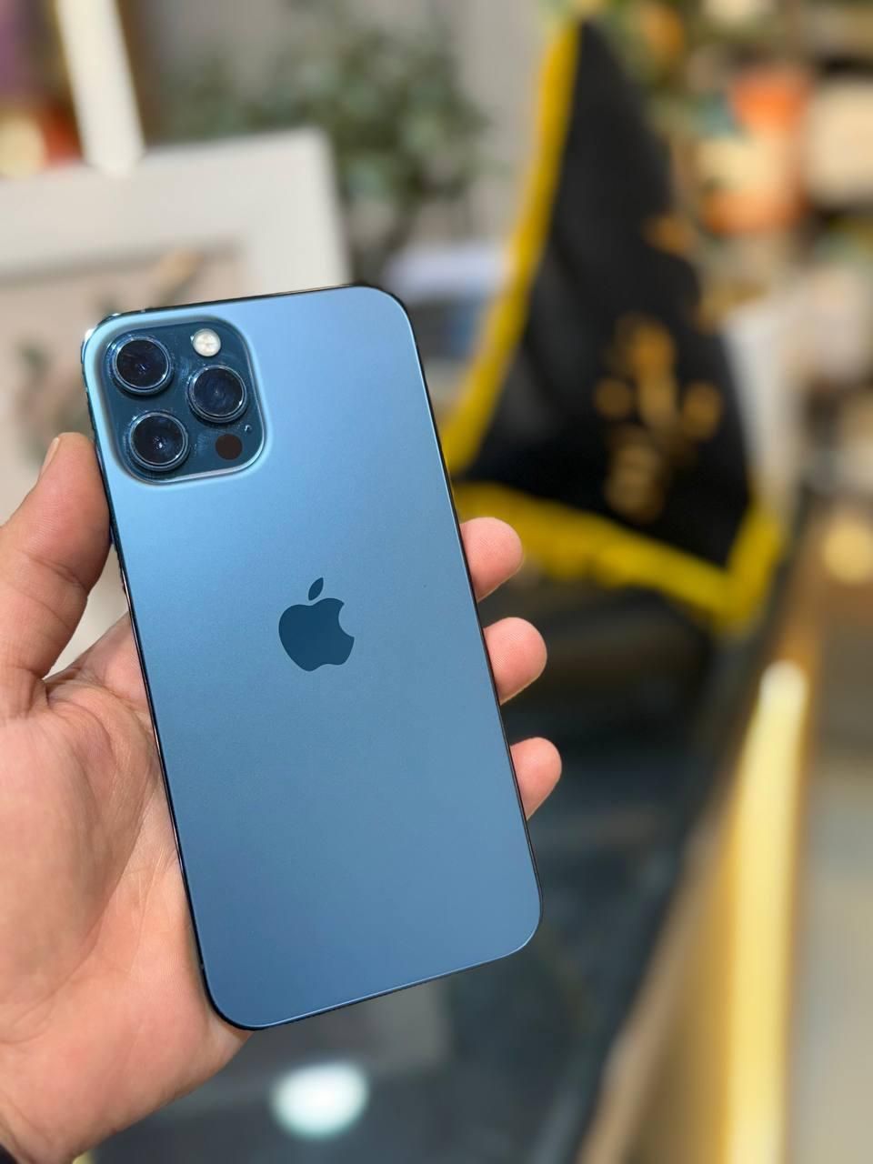 اپل iPhone 12 Pro Maxحافظهٔ ۲۵۶ zaa|موبایل|نیشابور, هفده شهریور|دیوار
