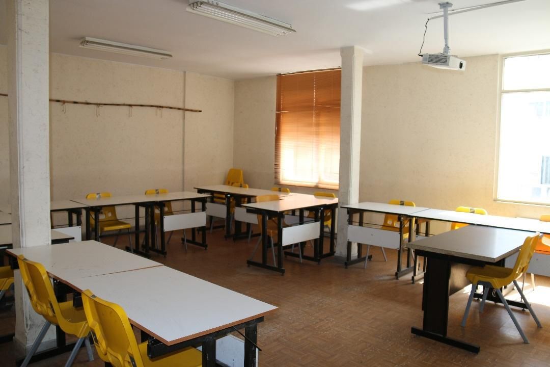 اجاره کلاس آموزشی و درسی|اجارهٔ کوتاهمدت دفتر کار و فضای آموزشی|تهران, سنائی|دیوار