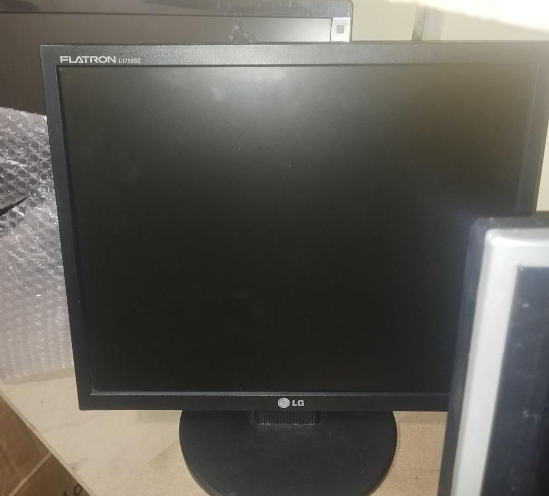 مانیتور سامسونگ و ال جی|قطعات و لوازم جانبی رایانه|زابل, |دیوار