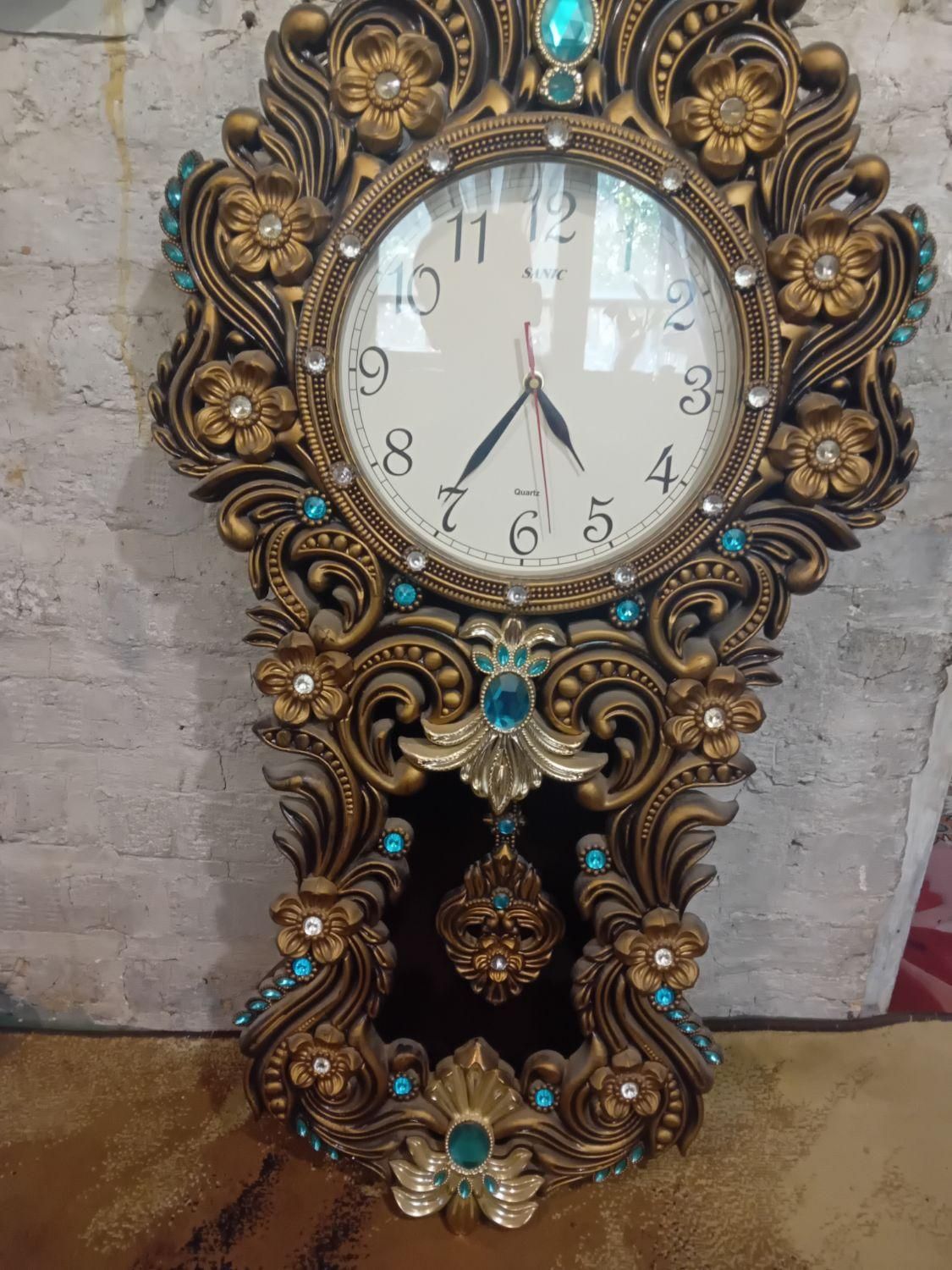 ساعت سالم|ساعت|کوهسار (البرز), |دیوار