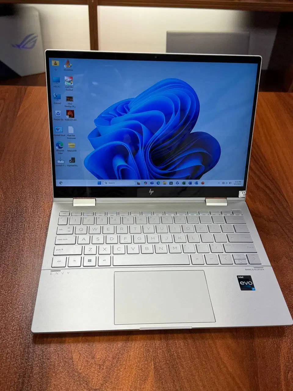 لپتاپ سبک لمسی و جرخشی hp Envy 14|رایانه همراه|تهران, فلسطین (میدان انقلاب)|دیوار
