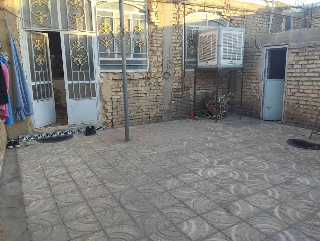 خانه ویلایی شناژ.سیدان کوچه دهم درب حیاط|فروش خانه و ویلا|آباده, |دیوار