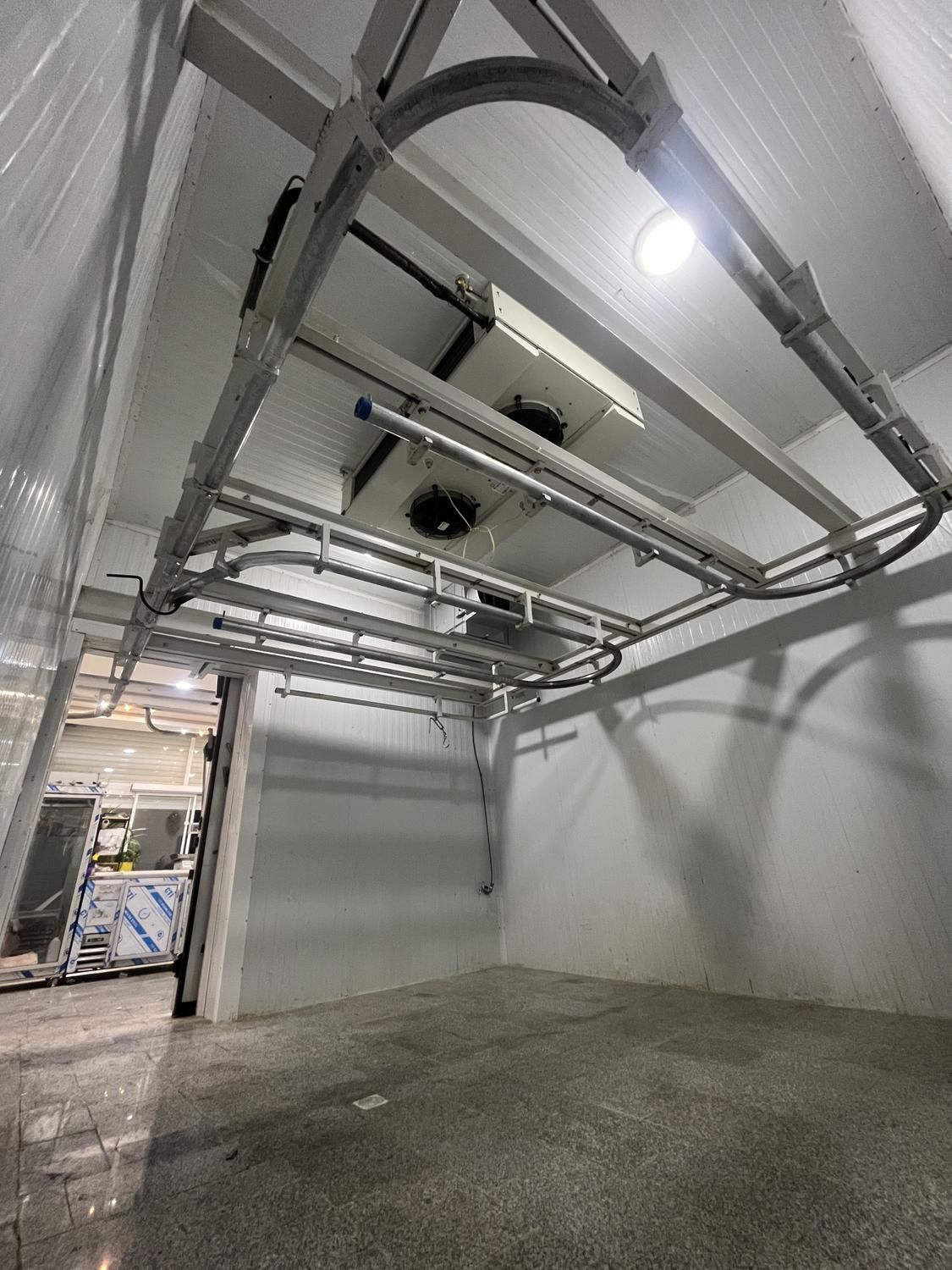 فروش و تعمیر سردخانه و چیلر|خدمات پیشه و مهارت|اصفهان, شهرک کوثر|دیوار