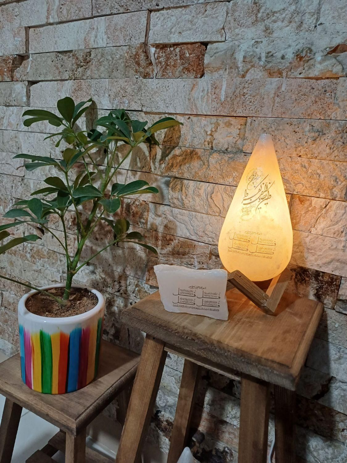 عرضه انواع سنگ نمک تزئینی و نمک صورتی خوراکی|صنایع دستی و سایر لوازم تزئینی|ری, دولتآباد|دیوار