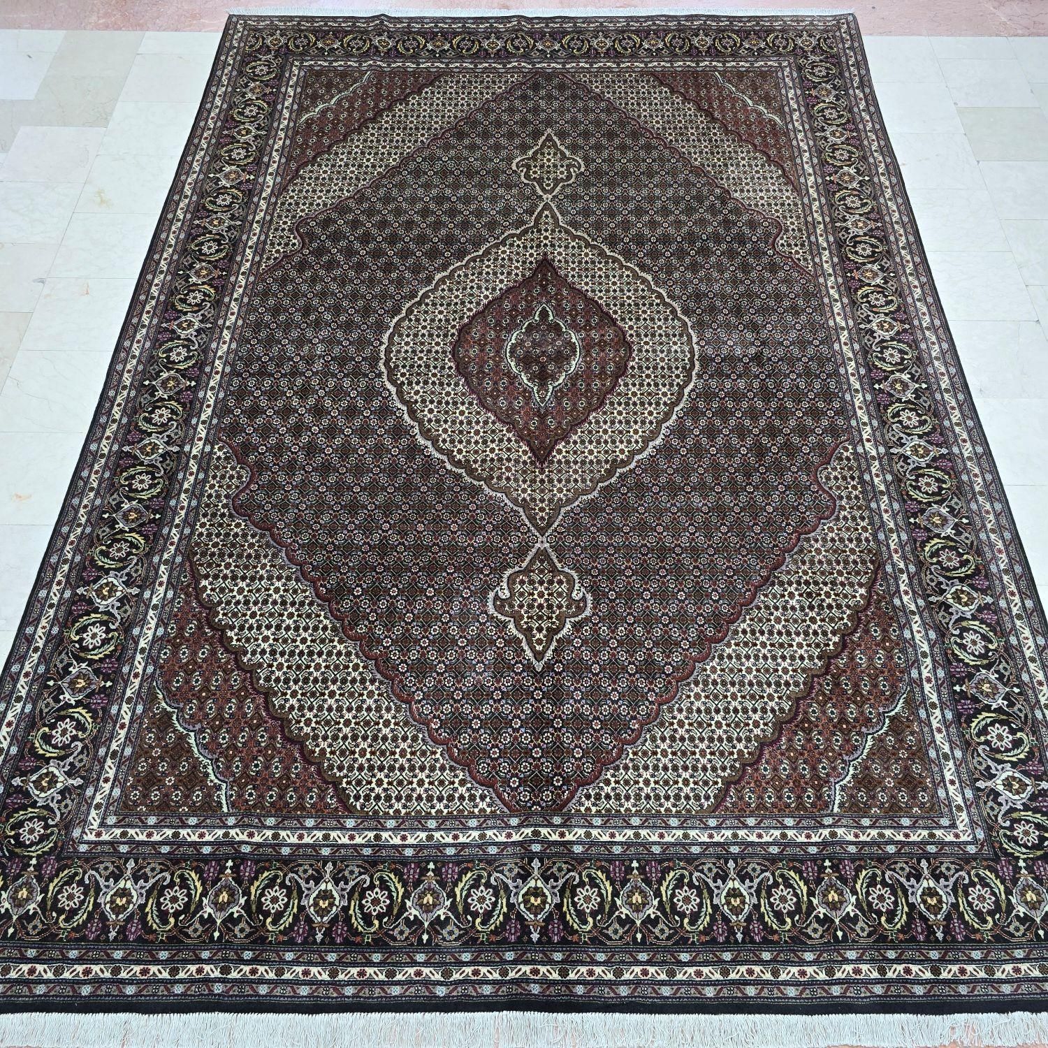 فرش دستباف ۹ متری ماهی قیمت سبک|فرش|تهران, ونک|دیوار