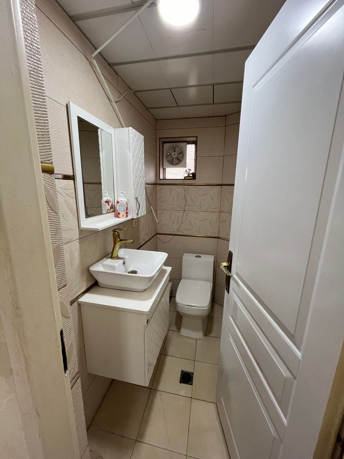 اجاره روزانه آپارتمان مستقل|اجارهٔ کوتاه‌مدت آپارتمان و سوئیت|لاهیجان, گلستان|دیوار