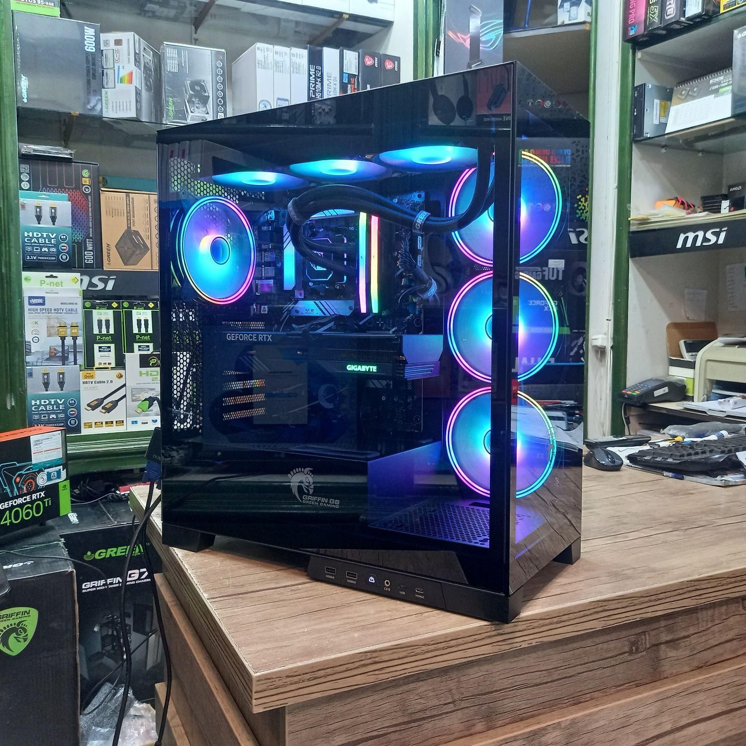 کیس حرفه ای گیمینگ|رایانه رومیزی|رشت, حاجی آباد|دیوار