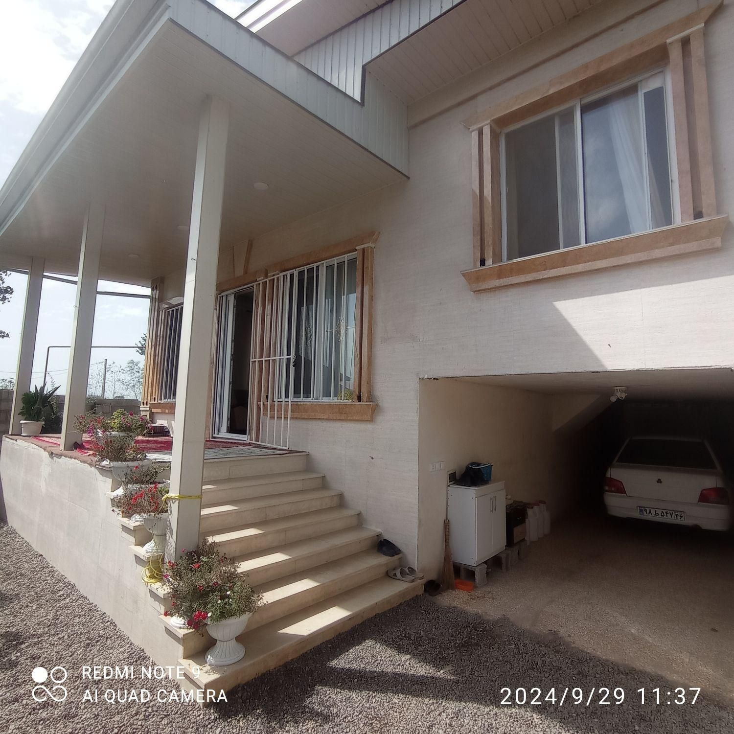 ویلا ۲۳۳متری نیم پیلوت روستایی نوساز((آنا ملک))|فروش خانه و ویلا|خشکبیجار, |دیوار