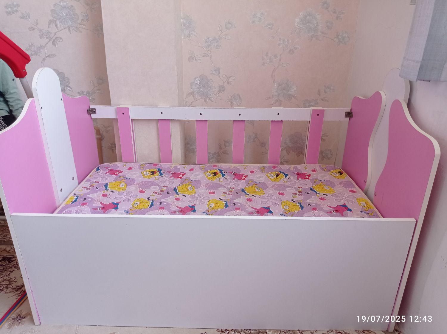 تخت خواب نوزادی تا ۷ هشت سالگی|تشک تختخواب|خرمآباد, |دیوار