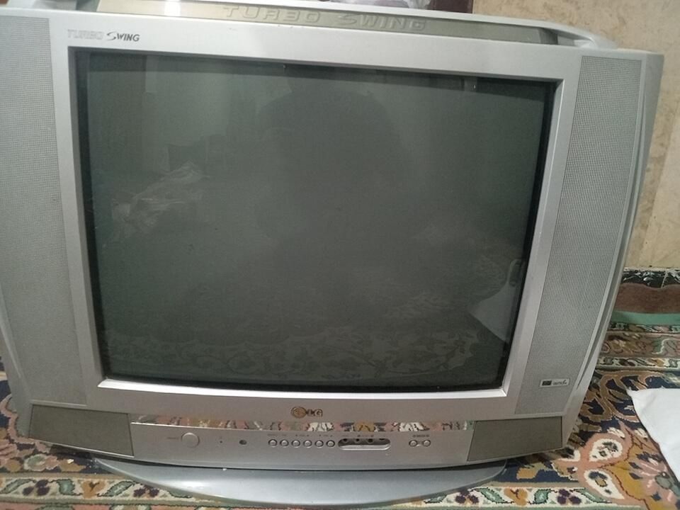 تلویزیون اسنم|تلویزیون و پروژکتور|سنندج, |دیوار