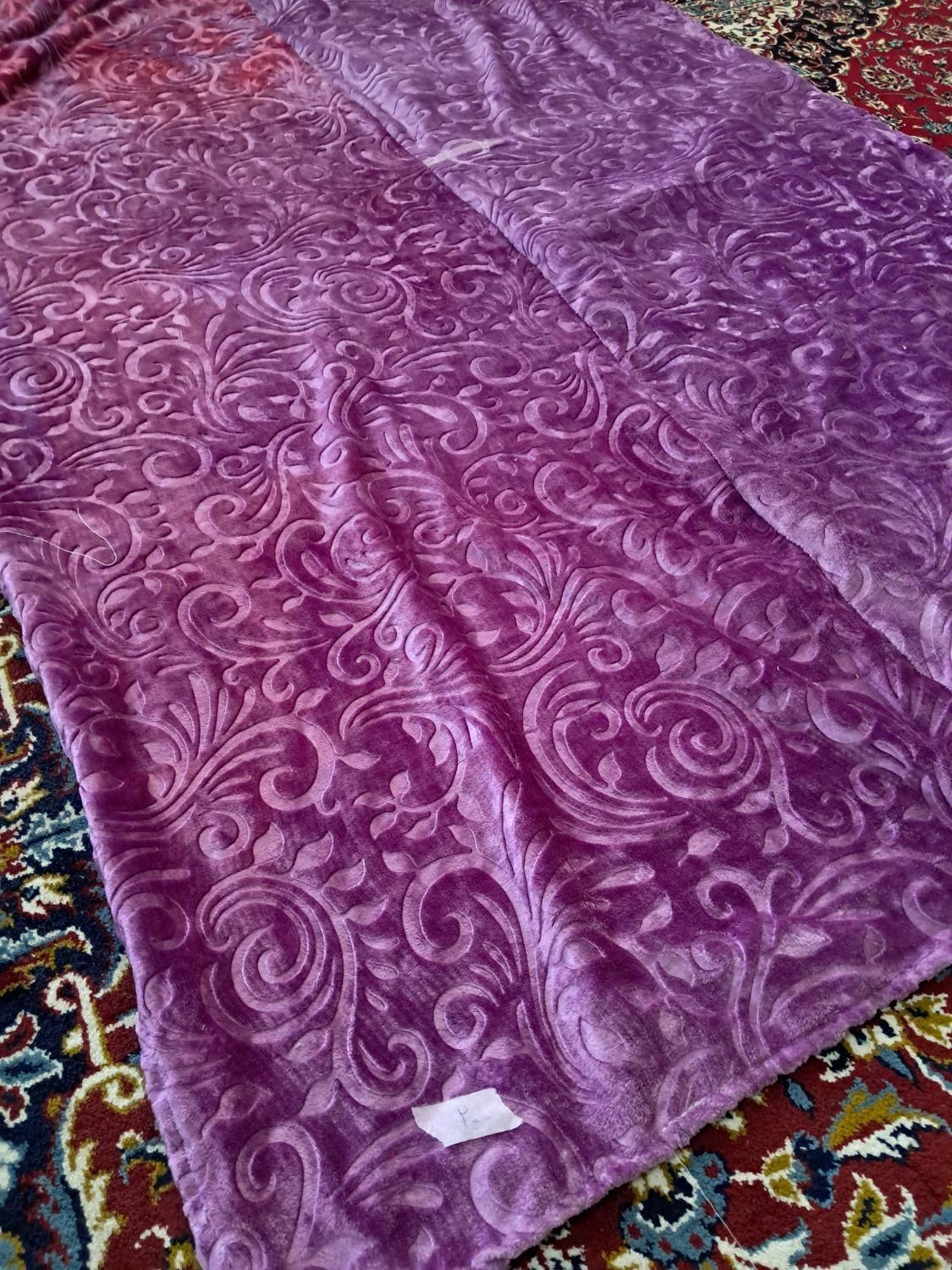 پتو ژله ای تیکه دوزی|رختخواب، بالش، پتو|قم, انسجام|دیوار