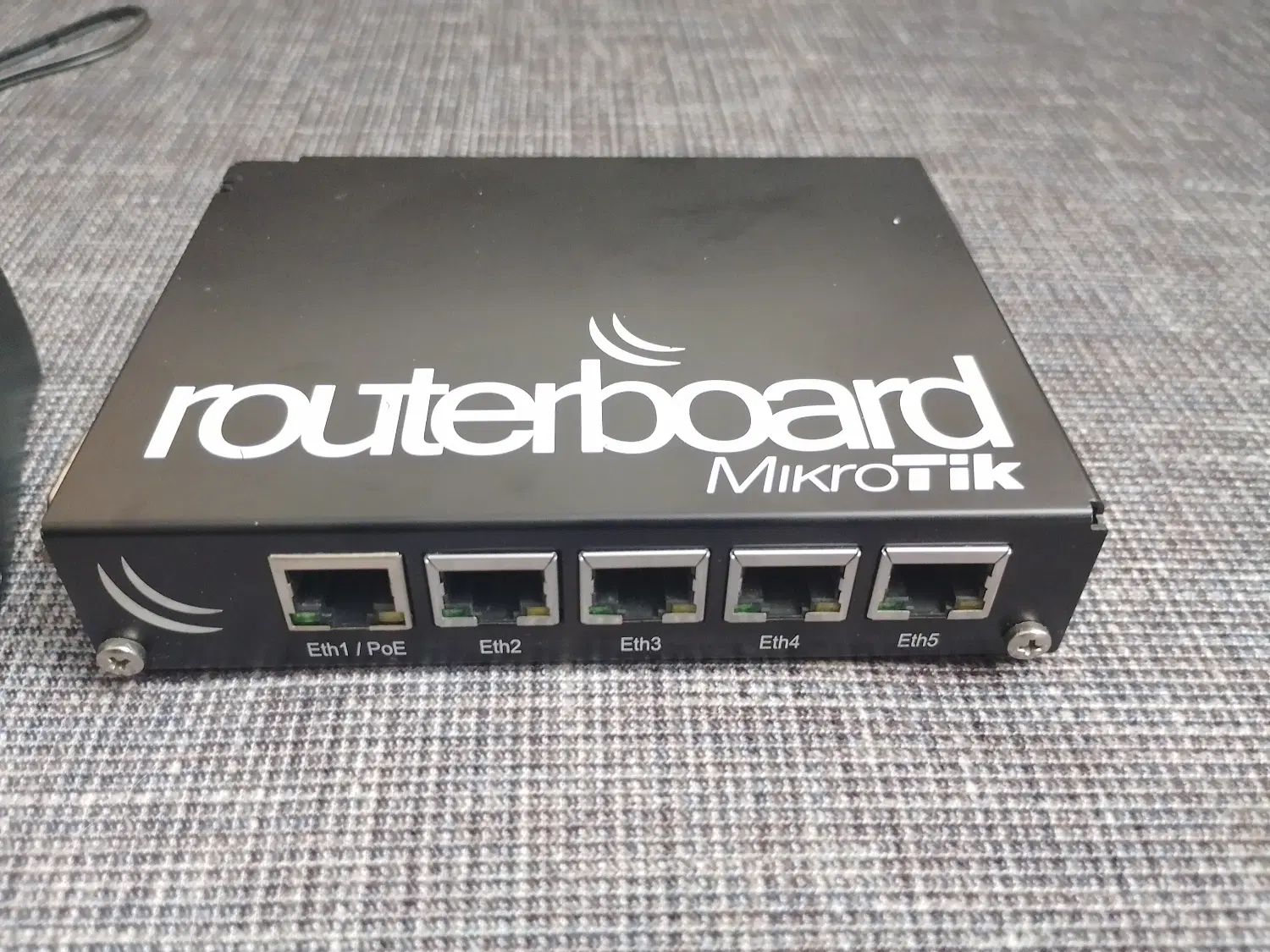 روتر MikroTik RB450G گیگ ، مناسب شبکه حرفه‌ای|مودم و تجهیزات شبکه|تهران, تهرانپارس غربی|دیوار