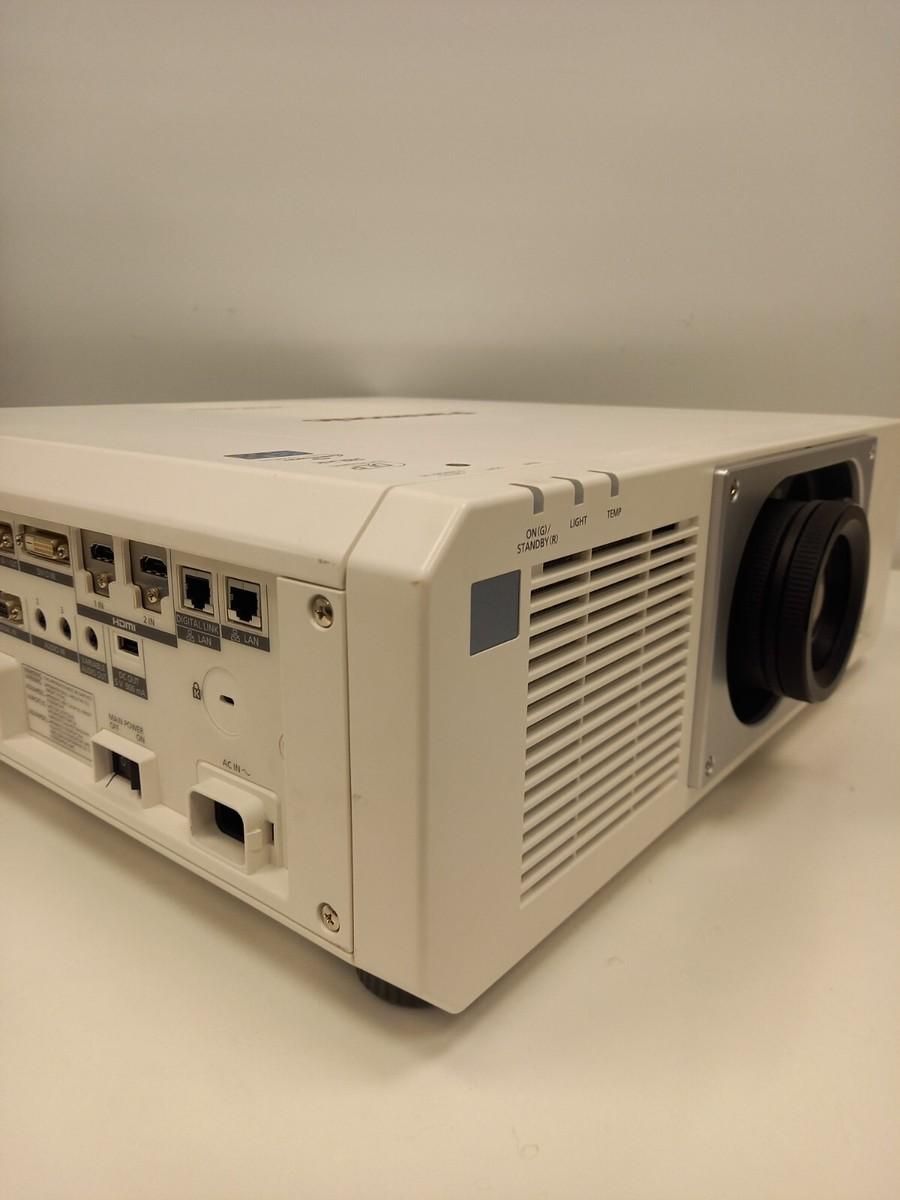 ویدئو پروژکتور پاناسونیک PT-RZ570|تلویزیون و پروژکتور|تهران, ایرانشهر|دیوار