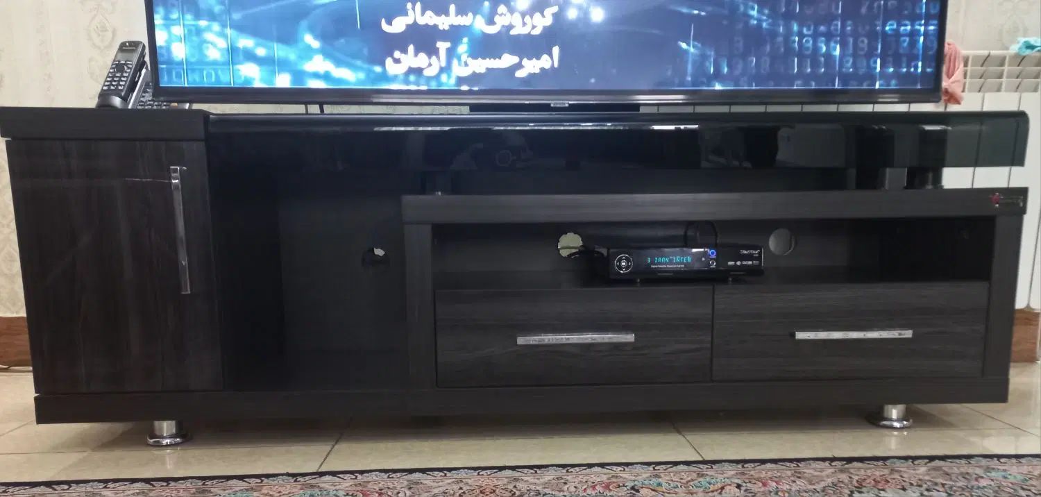 میز تلویزیون شرکتی مناسب برای تلویزیون ۵۵ اینچ|میز تلویزیون|تهران, شکوفه (عبدل آباد)|دیوار