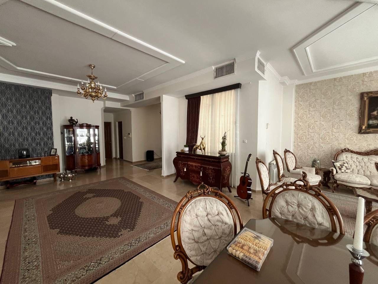 ۱۸۰ مـتر / ۳ خـواب / ویو بی نظیـر و مشجـر|فروش آپارتمان|تهران, توانیر|دیوار
