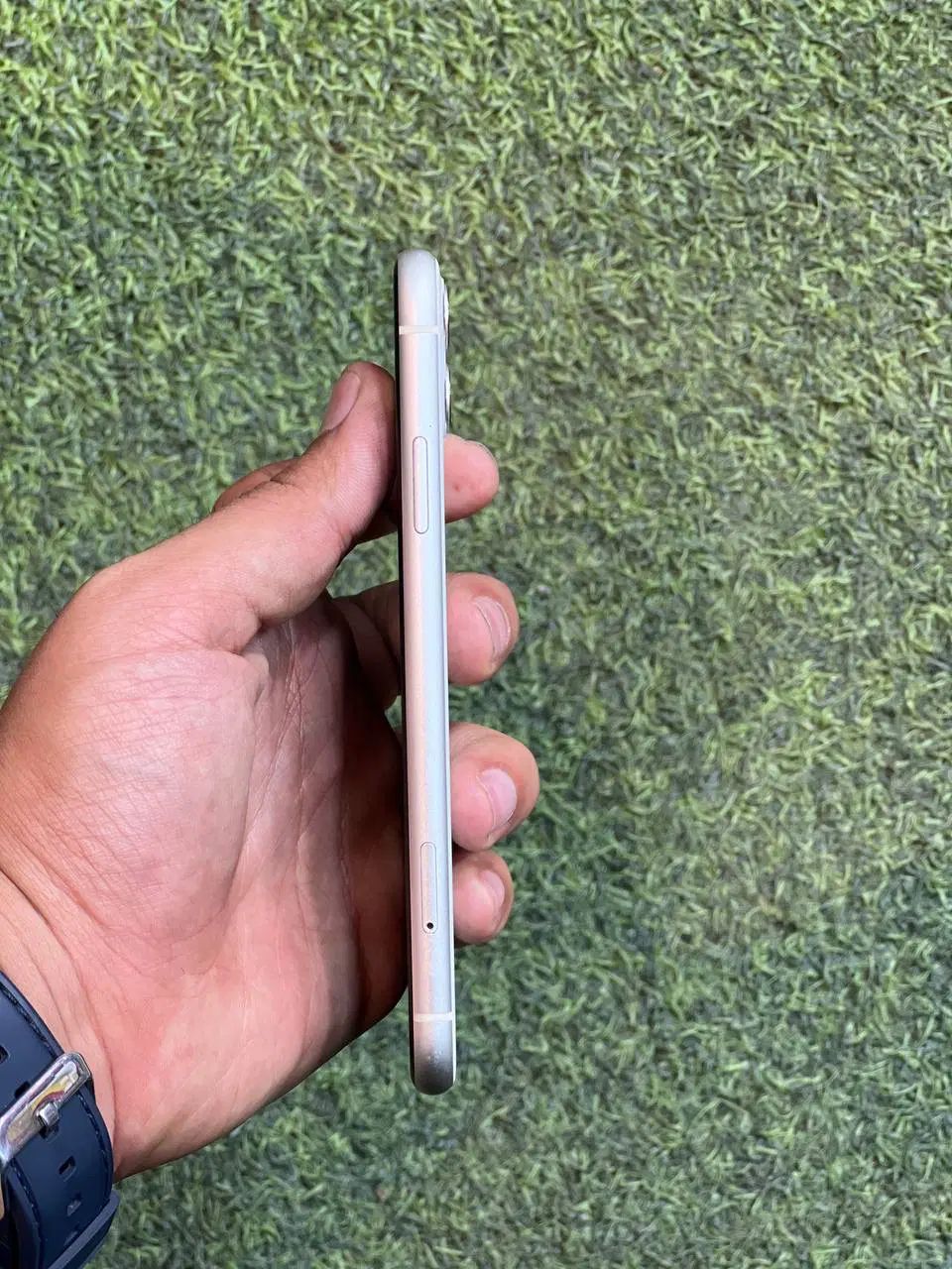 اپل iPhone 11 با حافظهٔ ۱۲۸ گیگابایت|موبایل|رشت, بازار|دیوار