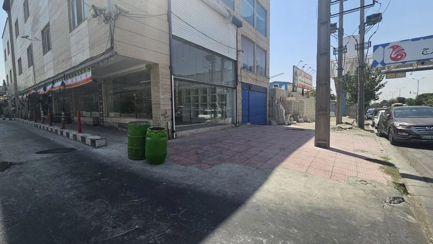 120 متر تجاری بر جاده محمدشهر بهترین لوکیشن|اجارهٔ مغازه و غرفه|کرج, شهرک نهال و بذر|دیوار
