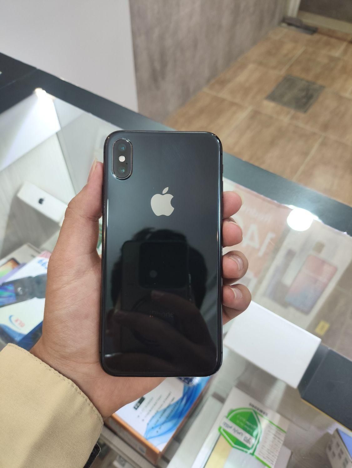 اپل iPhone X با حافظهٔ ۲۵۶ گیگابایت|موبایل|یزد, |دیوار