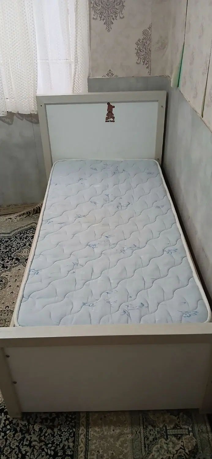 تخت یکنفره آپادانا باتشک طبی|تخت و صندلی بچه|کرج, کمال‌شهر|دیوار