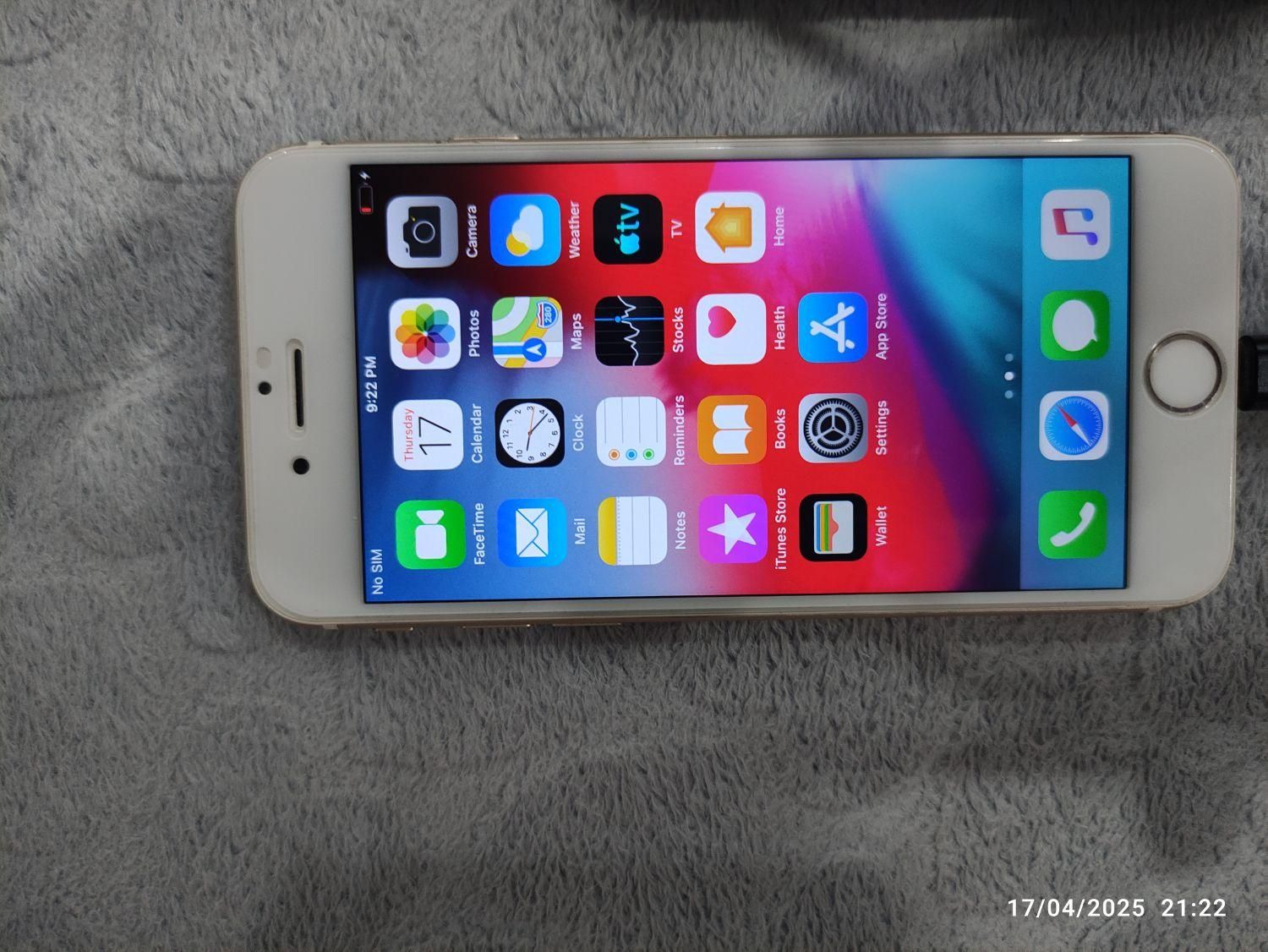 اپل iPhone 6 با حافظهٔ ۱۶ گیگابایت|موبایل|تهران, استاد معین|دیوار
