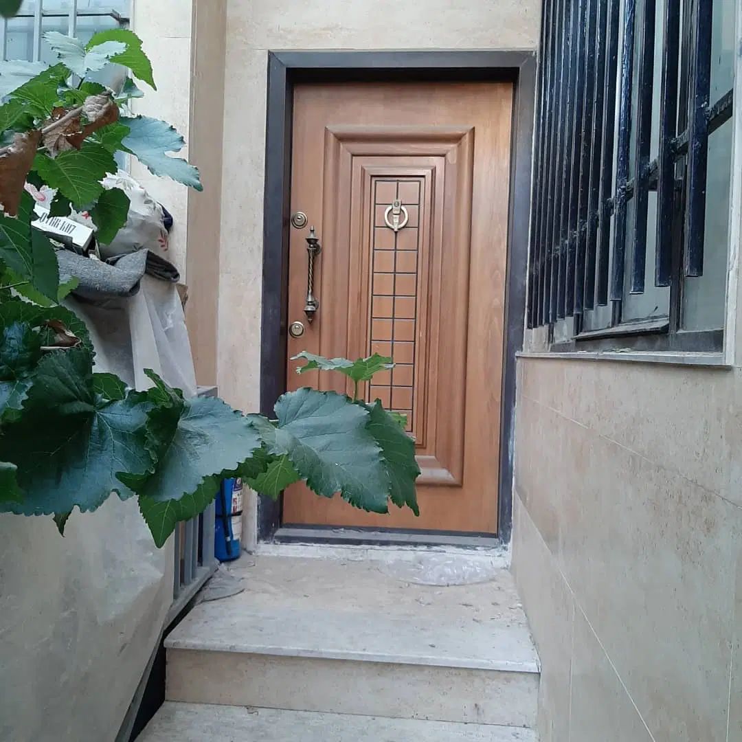 اجاره انبار یا دفتر کار در بازار تهران|اجارهٔ دفتر کار، اتاق اداری، مطب|تهران, امین حضور|دیوار