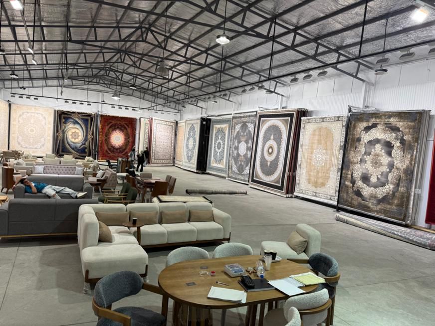 فرش تَمدُن ۱۰۰۰طرح ‌نقش|فرش|شیراز, رکن‌آباد|دیوار