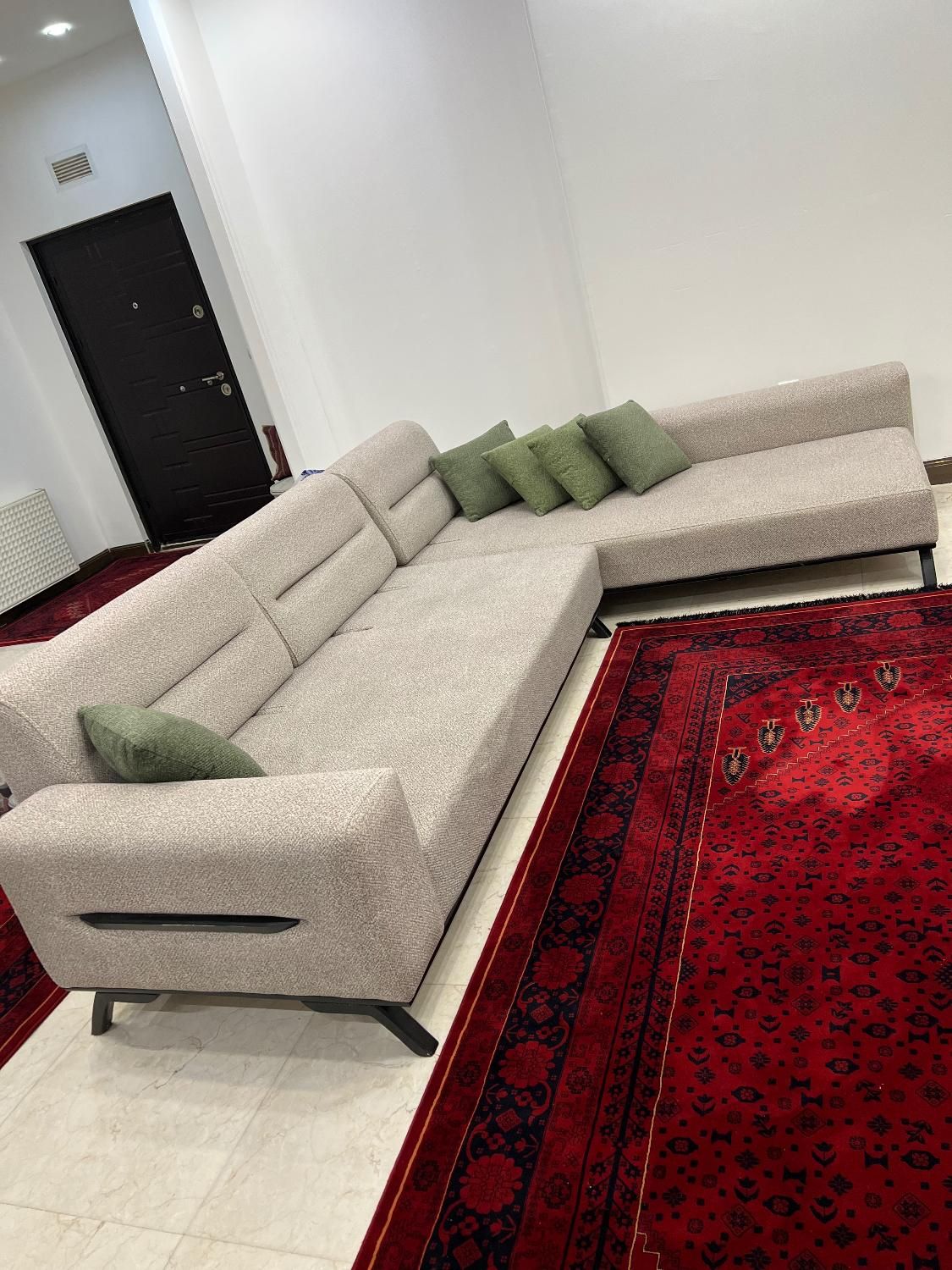 مبلمان ۸ نفره تخت شو|مبلمان خانگی و میز عسلی|یزد, |دیوار