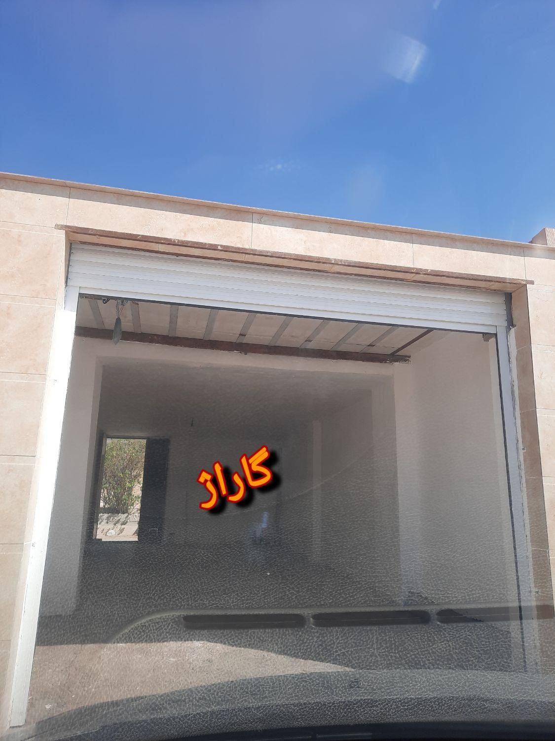 فروش خانه ویلایی۳۰۰ متری فول امکانات زیر بنا۱۵۰متر|فروش خانه و ویلا|زرند, |دیوار