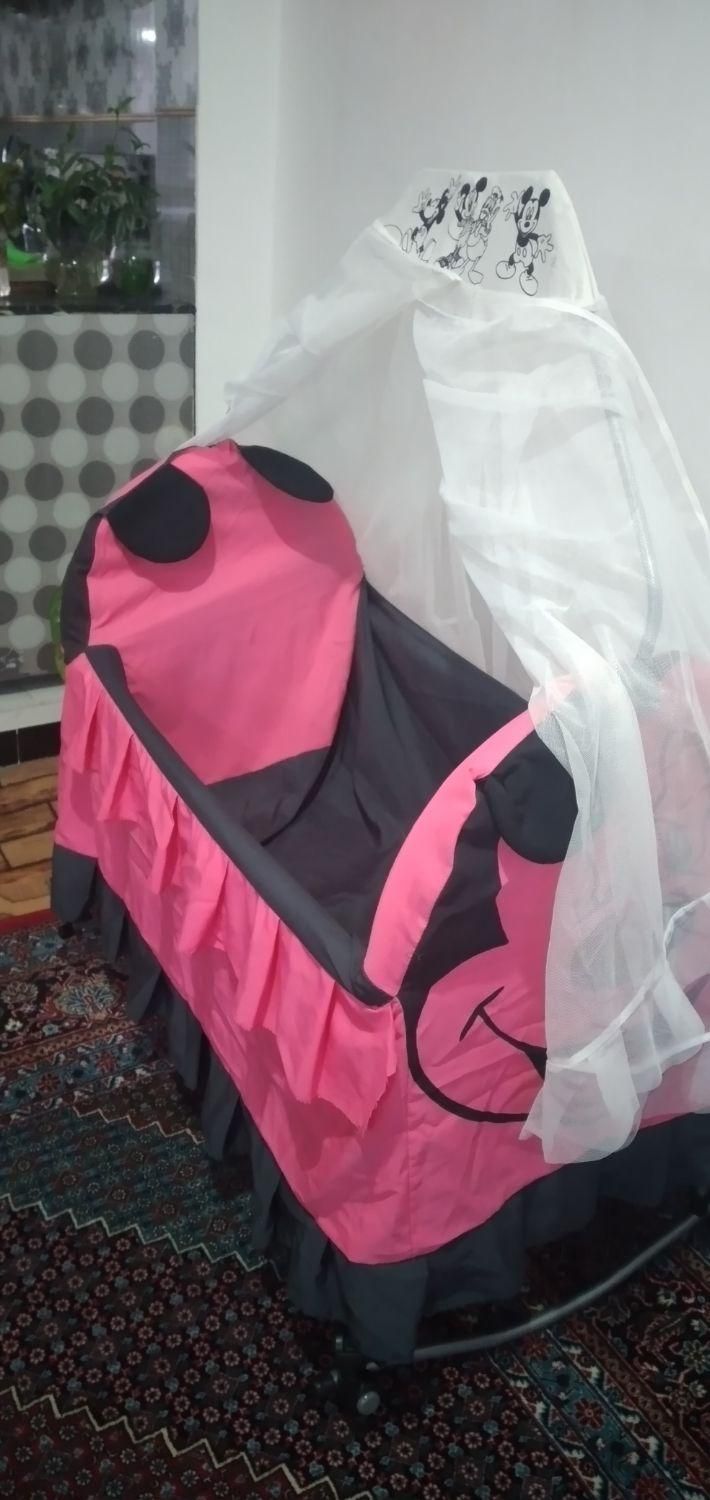 گهواره بچه|تخت و صندلی بچه|قروه, |دیوار