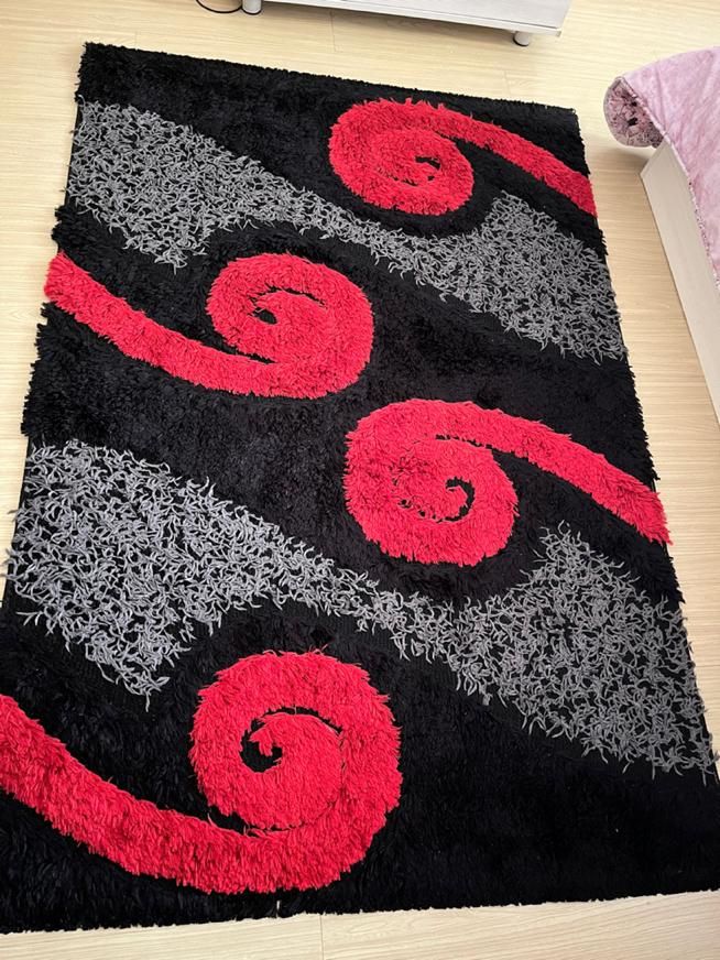 فرشینه|فرش|رشت, دروازه لاکان|دیوار