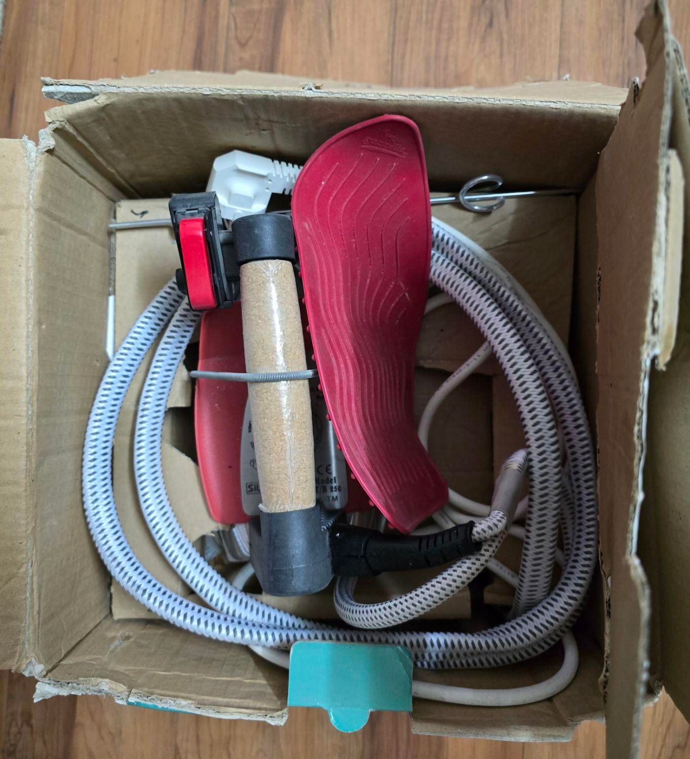 اتو بخار مخزن دار|اتو و لوازم اتو|زاهدان, |دیوار