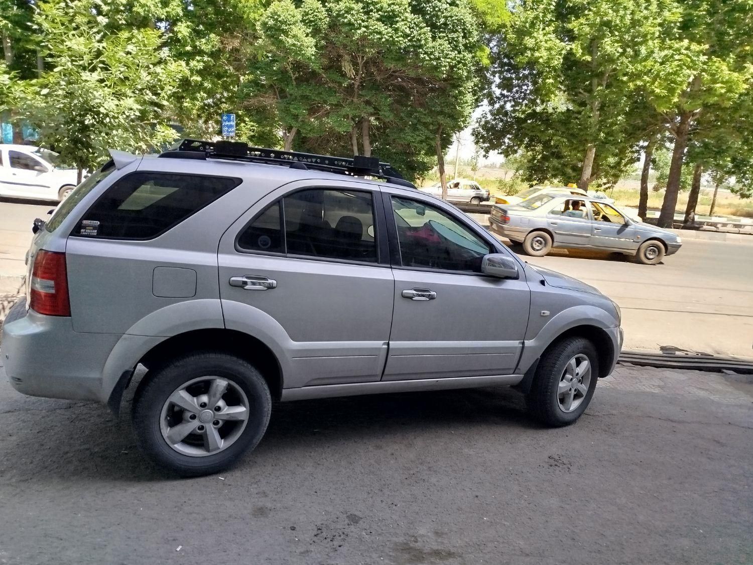 سورنتو ۲۰۰۹فول بی رنگ|خودرو سواری و وانت|تهران, صادقیه|دیوار