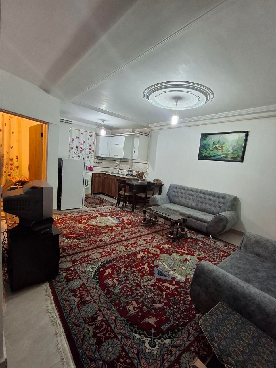 اجاره سوئیت کامل با پارکینگ اختصاصی در بره سر|اجارهٔ کوتاهمدت آپارتمان و سوئیت|برهسر, |دیوار