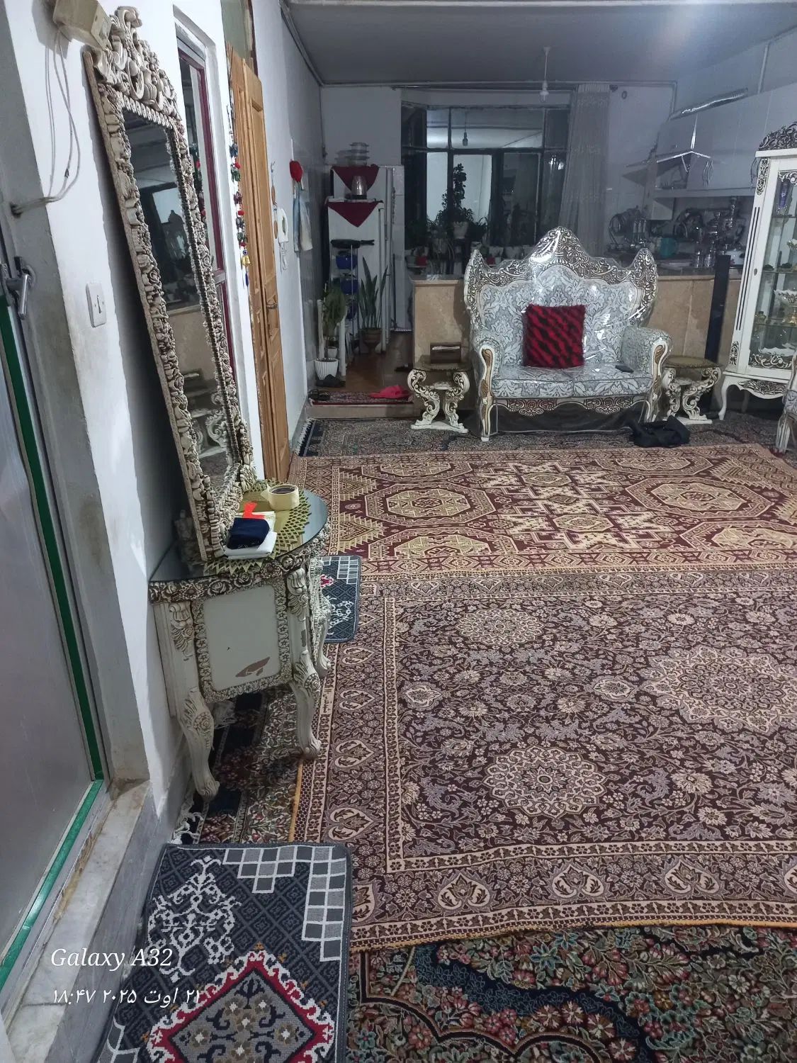 آپارتمان ۸۰ متری در هفده شهریور شبی ۱۷۰۰۰۰۰|اجارهٔ کوتاه‌مدت آپارتمان و سوئیت|مشهد, هفده شهریور|دیوار