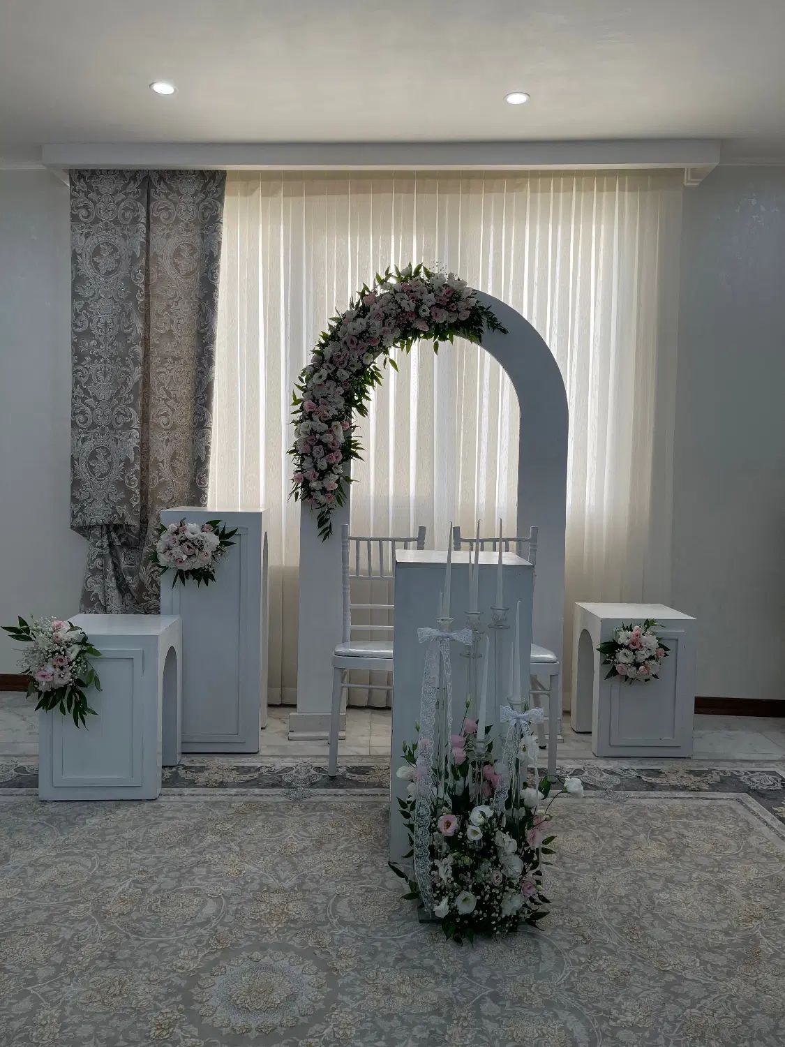 دیزاینر گل آرایی و بادکنک آرایی تشریفات|خدمات پذیرایی، مراسم|تهران, سعادت‌آباد|دیوار