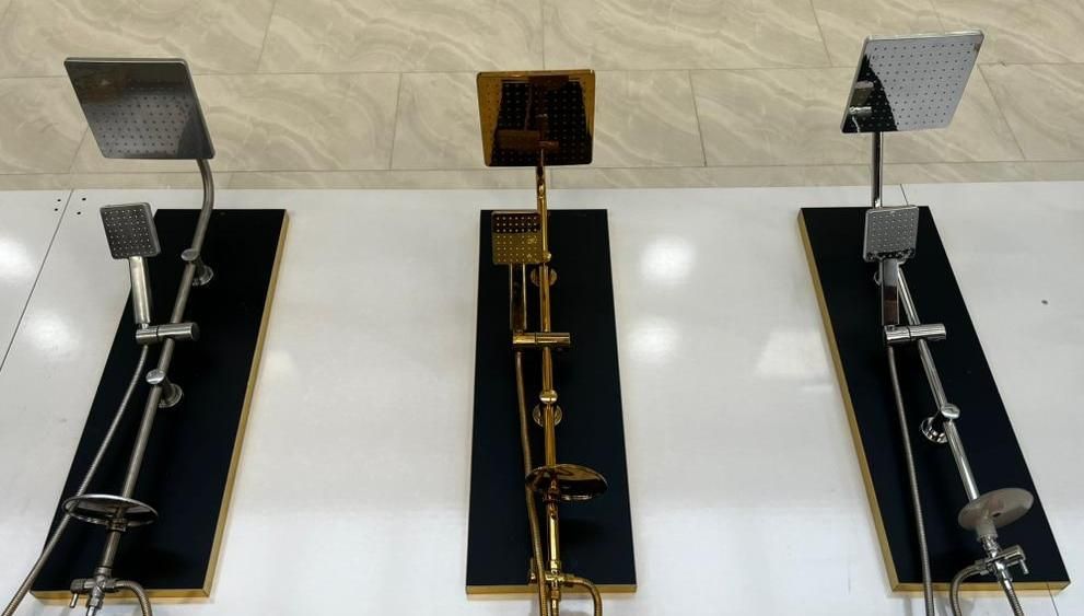 شیر شاوری و علم دوش یونیورست|مصالح و تجهیزات ساختمان|تهران, بروجردی|دیوار