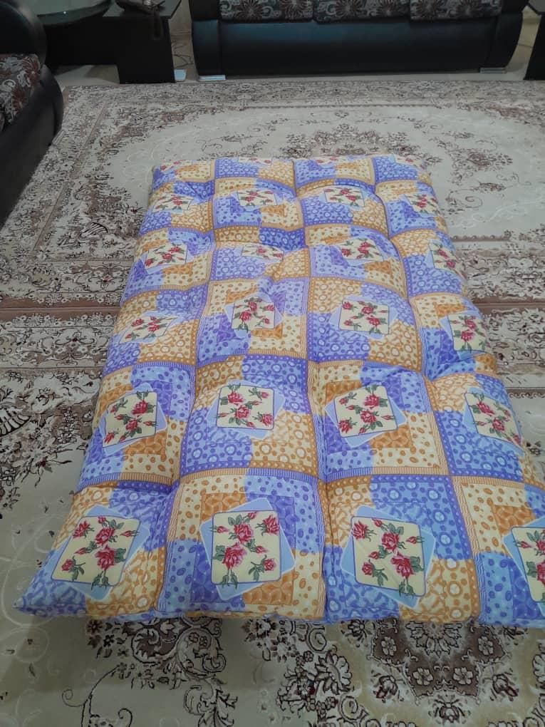 3 عدد تشک بزرگ با الیاف پنبه کره ای (نو)|رختخواب، بالش، پتو|قزوین, |دیوار