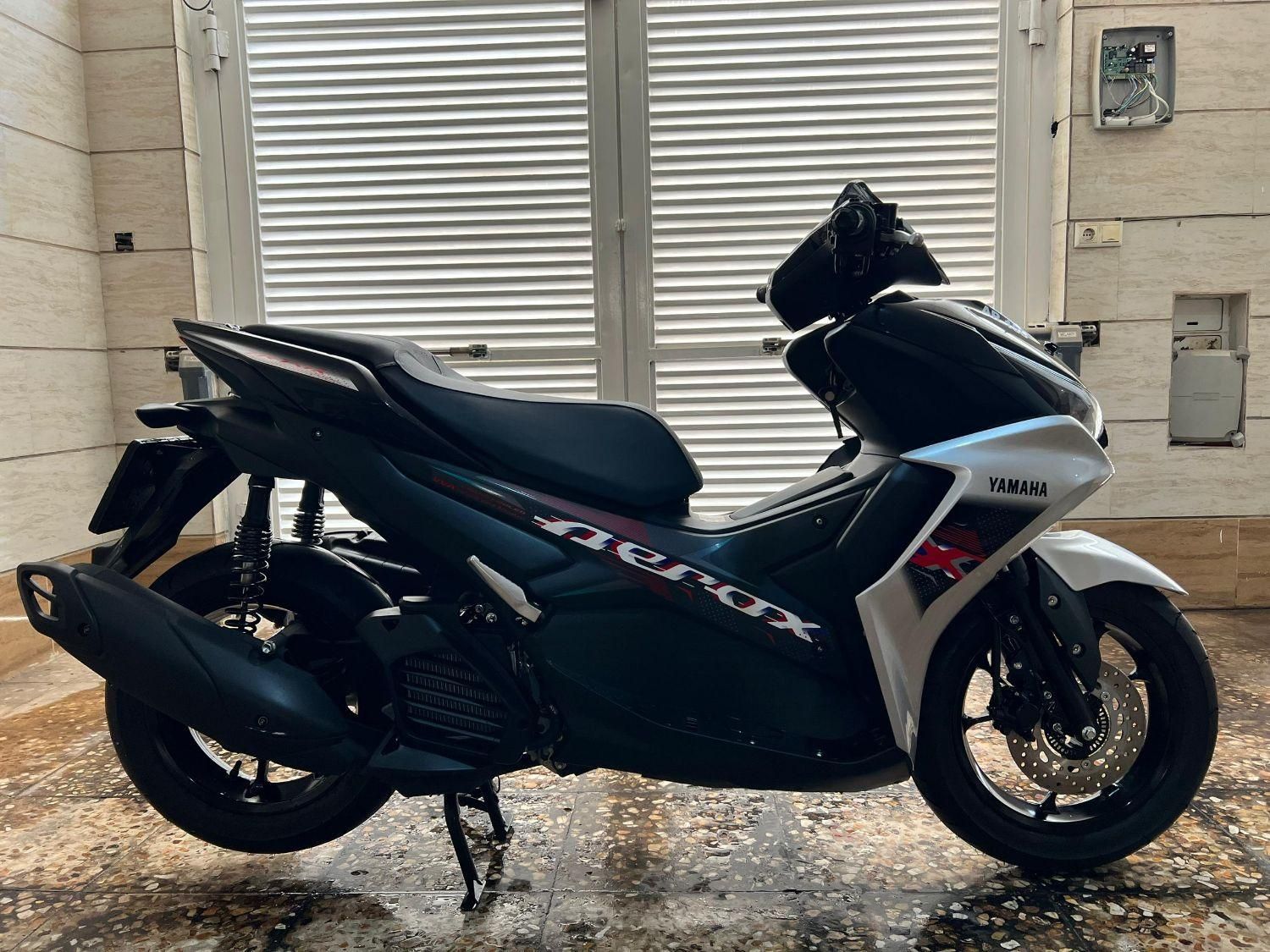 یاماها آیروکس اصلی Yamaha Aerox|موتورسیکلت|شیراز, قصرالدشت|دیوار