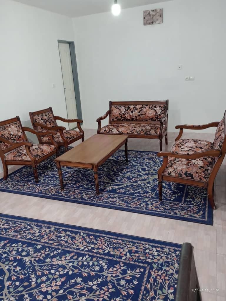 ویلا مبله شهری با جای پارک در حیات|اجارهٔ خانه و ویلا|رشت, جانبازان|دیوار