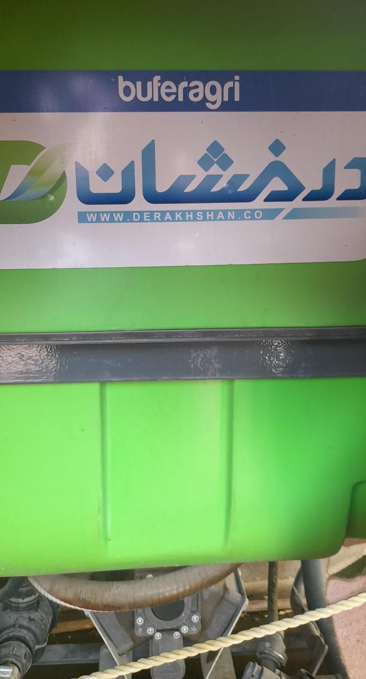 فروش چیزل ۵ شاخ نو و سمپاش تراکتوری ۴۰۰ لیتری نو|قطعات یدکی و لوازم جانبی|شیراز, ظفرآباد|دیوار