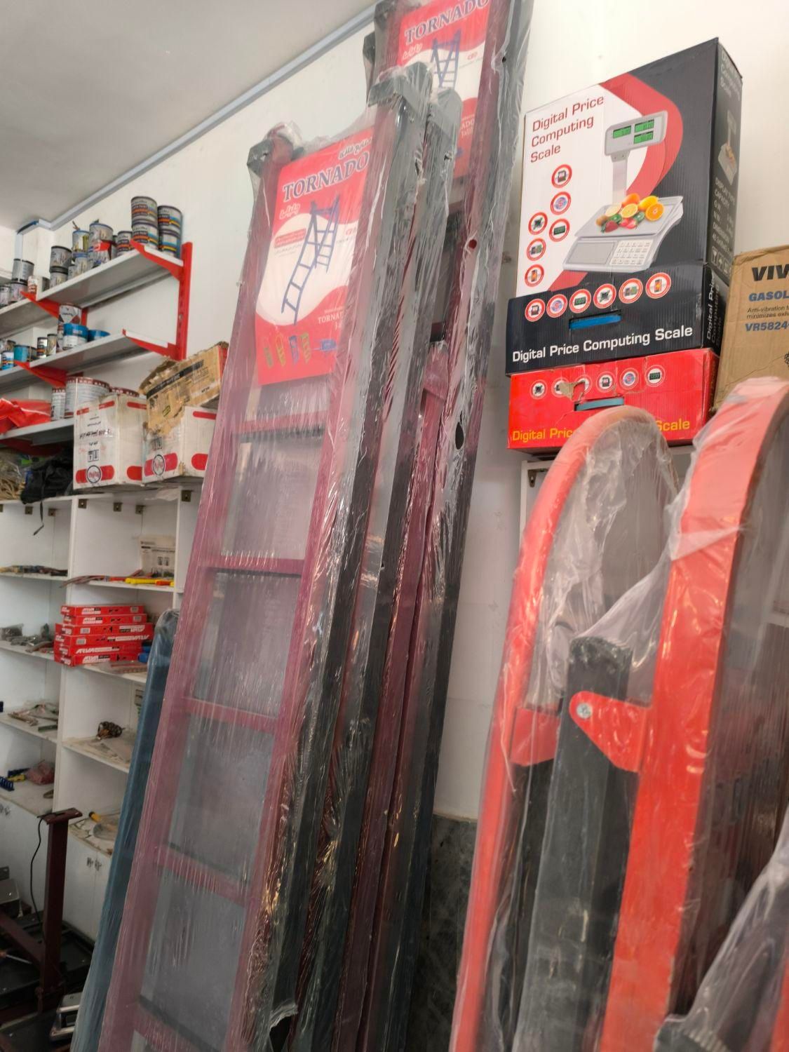 فروش انواع نردبان پله پهن و مخابراتی ابزار رسولی|ابزارآلات|بیرجند, |دیوار