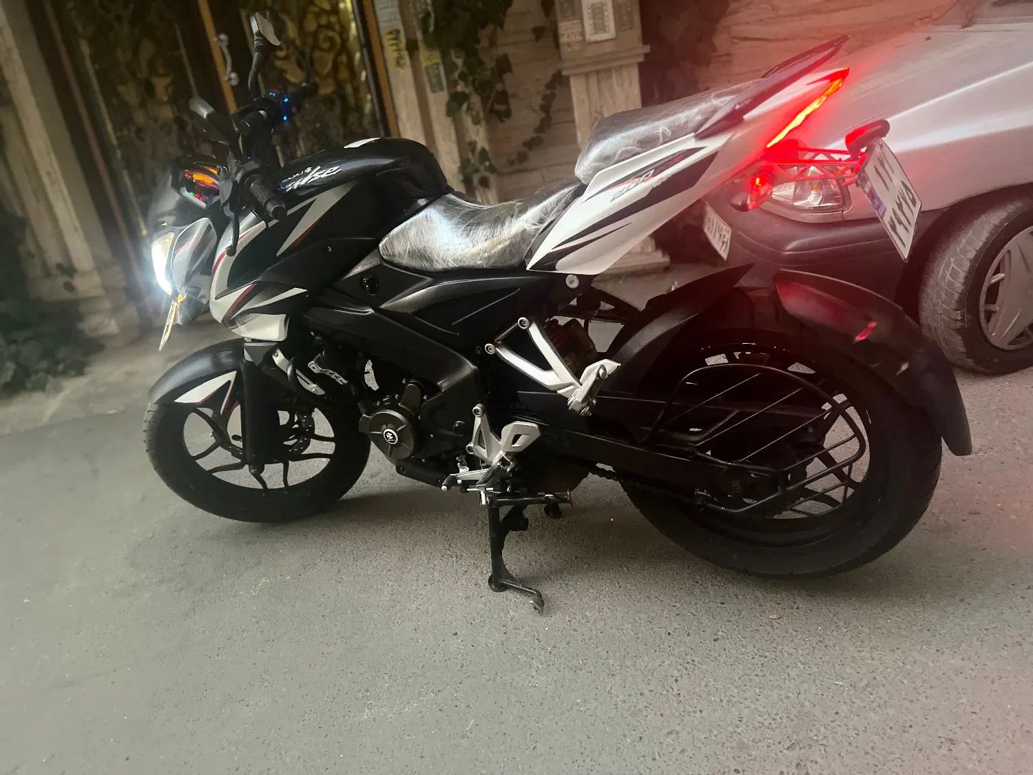 موتور سیکلت Ns 200|موتورسیکلت|کرج, گلشهر|دیوار